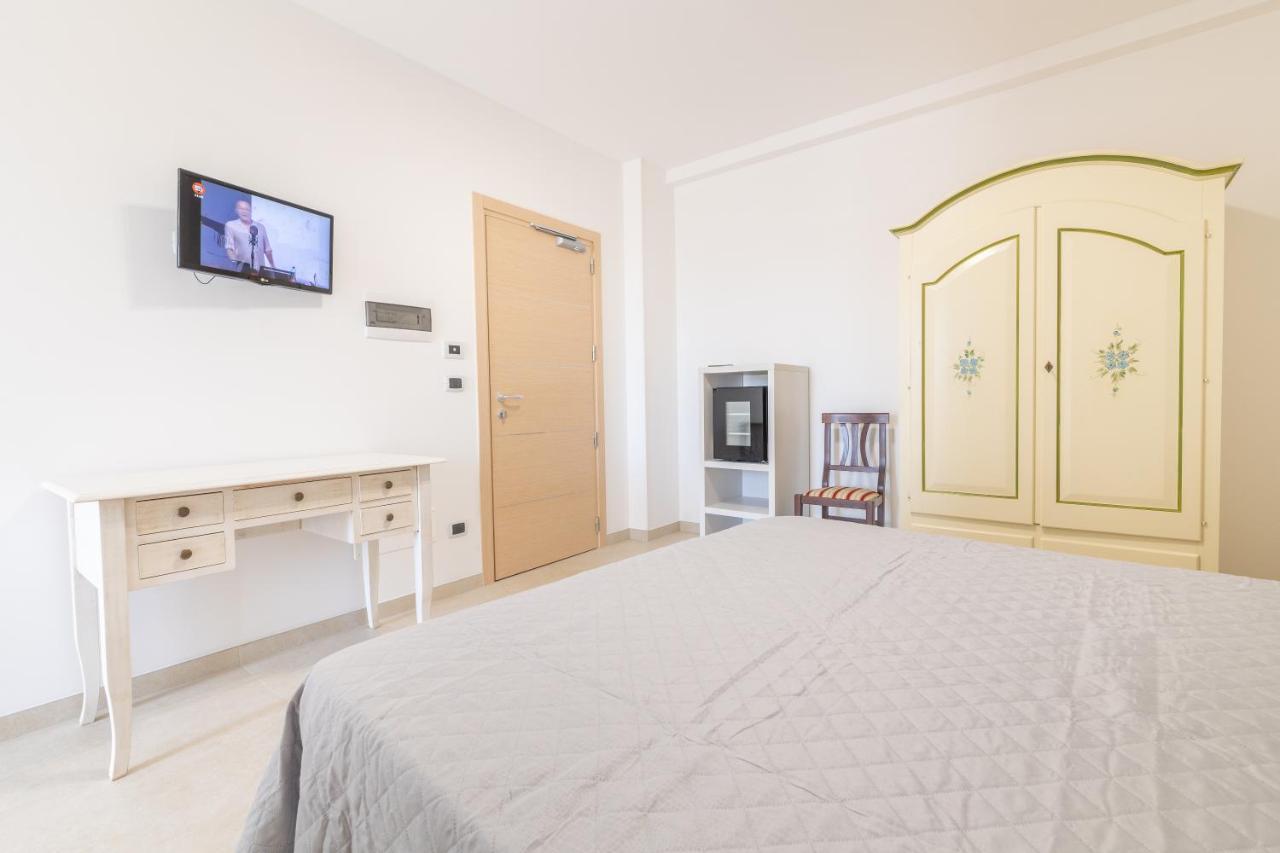 توري سان جيوفاني أوغينتو Room Salento Palace المظهر الخارجي الصورة